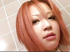 Тығыҙ һәм грустная рыжая красотка ласкает киску был вано