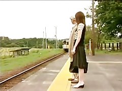 Япондар ярата метро станцияһынан f70...