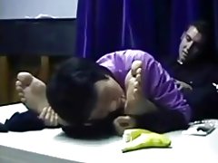 Ҡытай теле фом поклоняться ир-ат аяҡтары